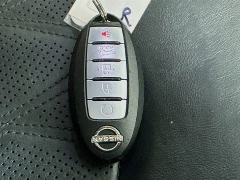 Used 2023 Nissan Armada Platinum w/ Captain's Chairs Package image 39