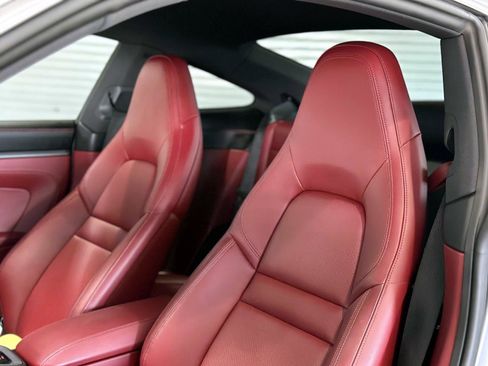 Certified 2024 Porsche 911 Carrera image 5