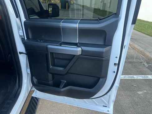 Used 2019 Ford F150 XLT w/ Equipment Group 302A Luxury AWD/4WD image 28