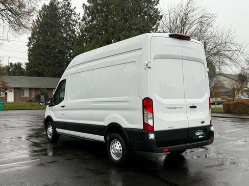 Used 2023 Ford Transit 350 148 High Roof image 4