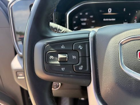 Used 2025 GMC Sierra 1500 SLT AWD/4WD image 22