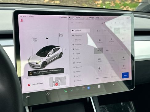 Used 2020 Tesla Model 3 image 28