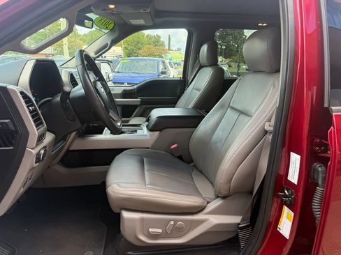 Used 2018 Ford F150 Lariat w/ Equipment Group 502A Luxury AWD/4WD image 24
