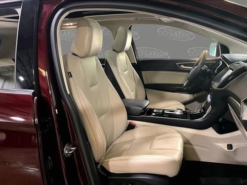 Used 2020 Ford Edge Titanium w/ Equipment Group 301A AWD/4WD image 15