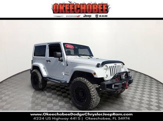 Used 2014 Jeep Wrangler Sahara AWD/4WD video 1