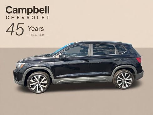 Used 2022 Volkswagen Taos SE FWD image 4