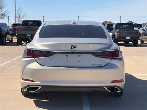 Used 2019 Lexus ES 350 F Sport w/ Accessory Package 2 image 8