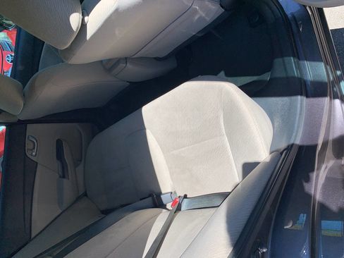 Used 2013 Honda Civic LX image 13