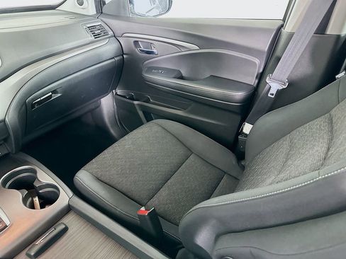 Used 2023 Honda Ridgeline Sport image 28