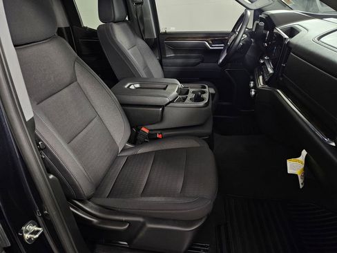 Used 2025 GMC Sierra 1500 Elevation image 29