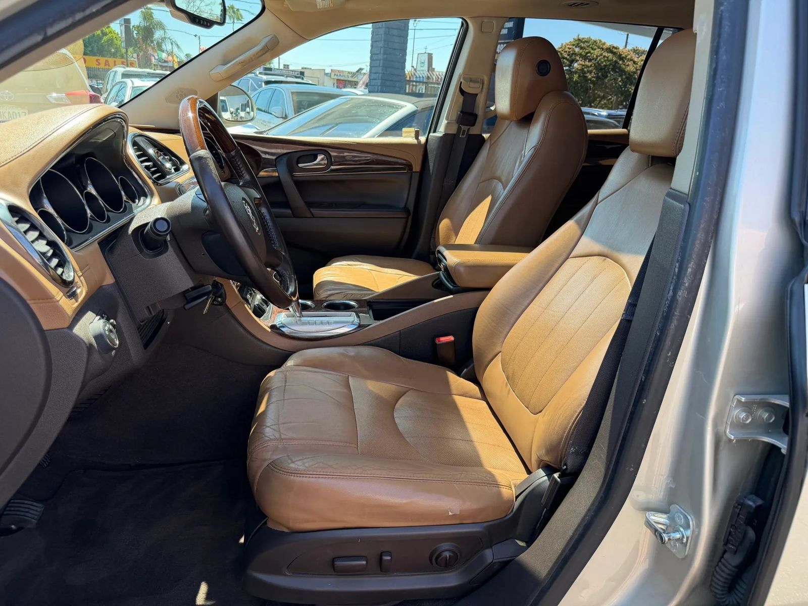 Used 2016 Buick Enclave Leather w/ Trailering Package FWD image 29