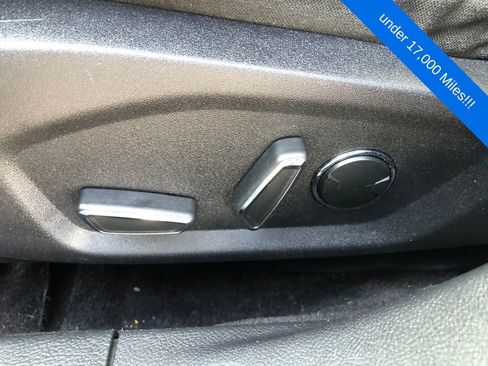 Used 2017 Ford Fusion SE image 15