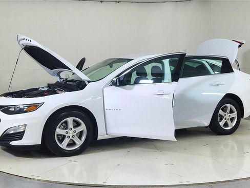 Used 2024 Chevrolet Malibu LS w/ Driver Confidence Package image 10