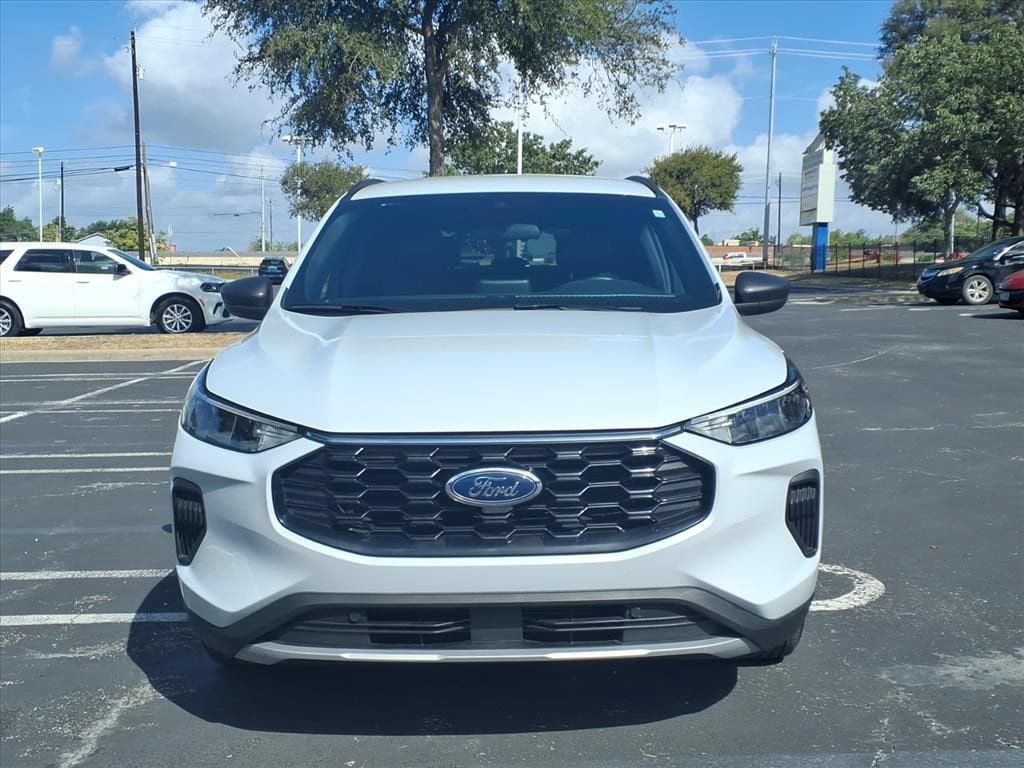 Used 2025 Ford Escape ST-Line FWD image 13