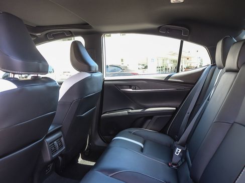 Used 2026 Toyota Camry Hybrid w/ Multimedia Upgrade Package image 21