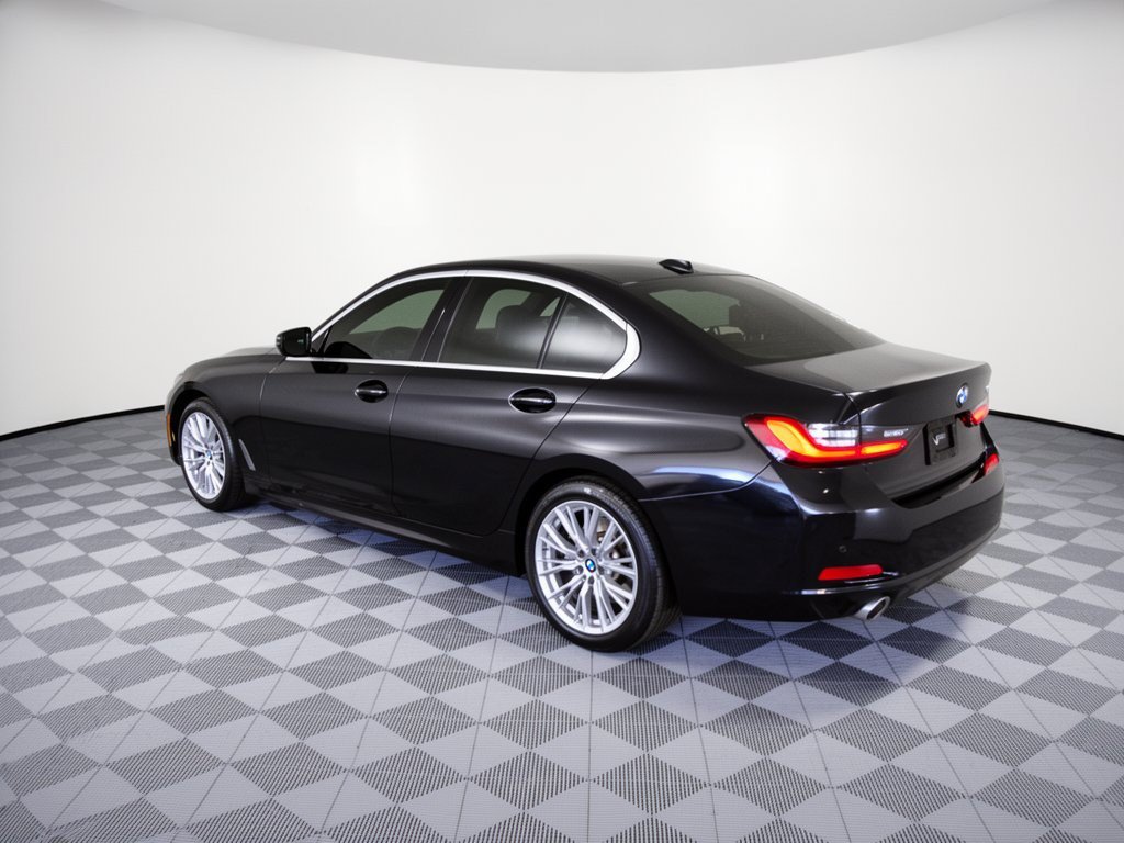 Certified 2024 BMW 330i Sedan w/ Premium Package RWD image 3