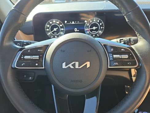 Used 2024 Kia Seltos EX AWD/4WD image 11