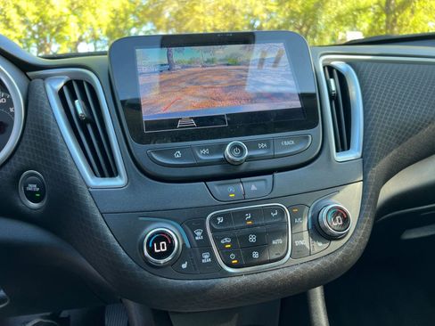 Used 2024 Chevrolet Malibu LT image 17