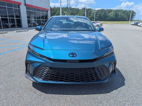 New 2026 Toyota Camry SE w/ Multimedia Upgrade Package FWD image 8
