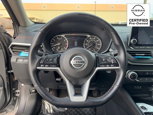 Certified 2021 Nissan Altima 2.5 SR image 19