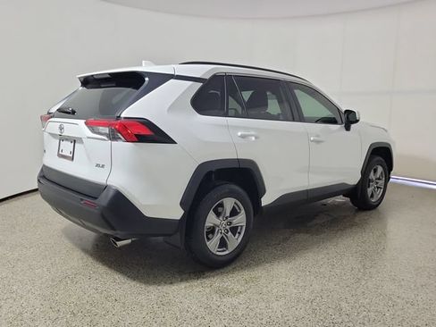 Used 2025 Toyota RAV4 XLE FWD image 5