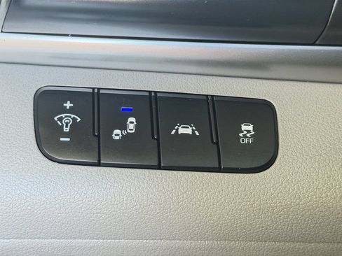 Used 2019 Hyundai Elantra Value Edition FWD image 29