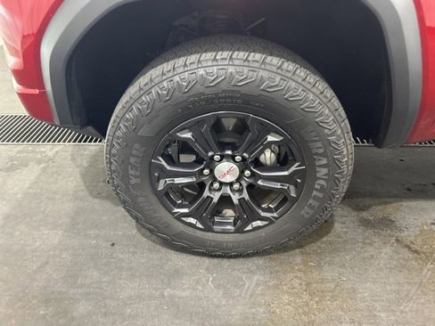 Certified 2024 GMC Canyon Elevation w/ Convenience Package image 19