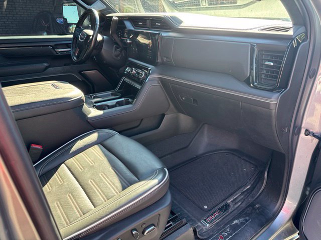 Used 2024 GMC Sierra 2500 AT4X AWD/4WD image 14