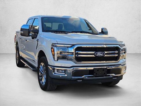 Used 2024 Ford F150 Lariat w/ FX4 Off-Road Package image 3