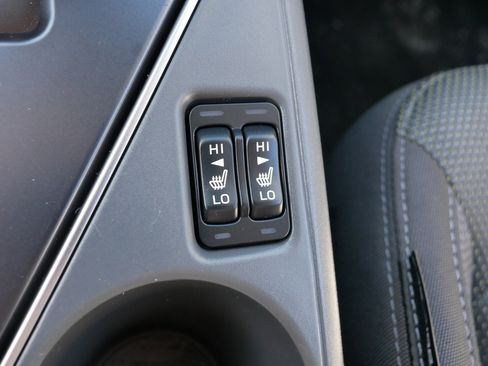 Used 2024 Subaru Crosstrek 2.0i Premium image 28