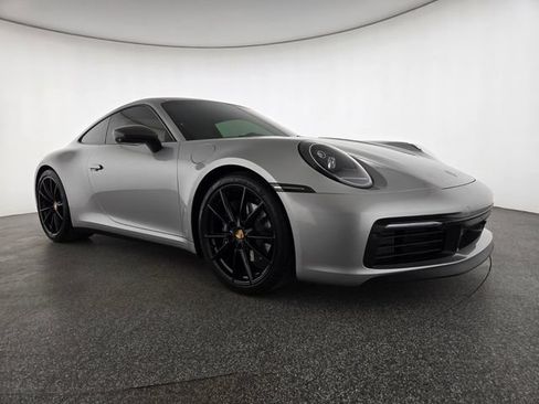 Used 2023 Porsche 911 Carrera T RWD image 14
