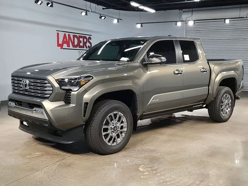New 2026 Toyota Tacoma Limited AWD/4WD image 3