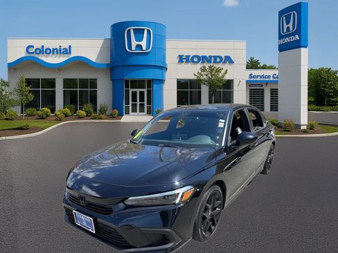 Used 2024 Honda Civic Sport image 2