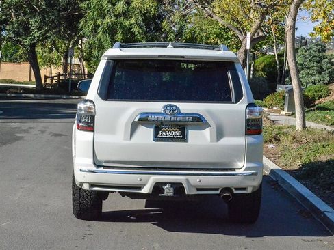 Used 2015 Toyota 4Runner Limited image 5