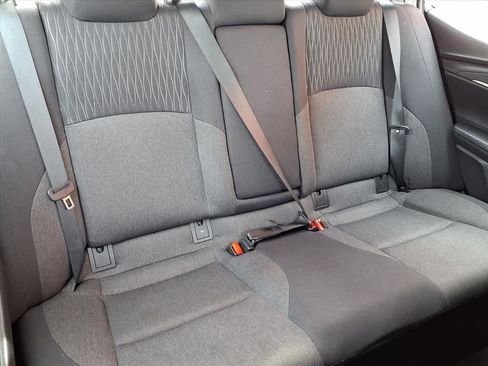 Used 2025 Toyota Camry LE image 21