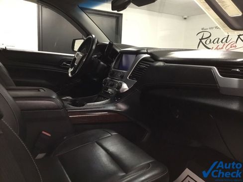 Used 2017 GMC Yukon SLT image 40