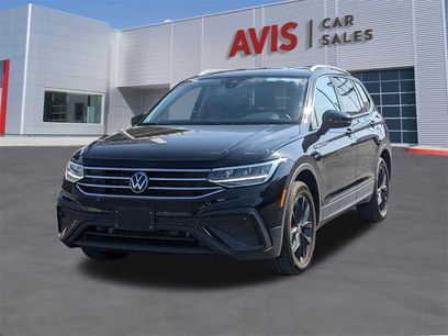 Used 2024 Volkswagen Tiguan SE