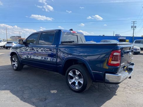Used 2019 RAM 1500 Laramie AWD/4WD image 6