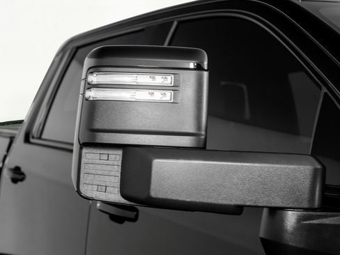 Used 2025 GMC Sierra 2500 AT4 w/ AT4 Premium Plus Package image 26