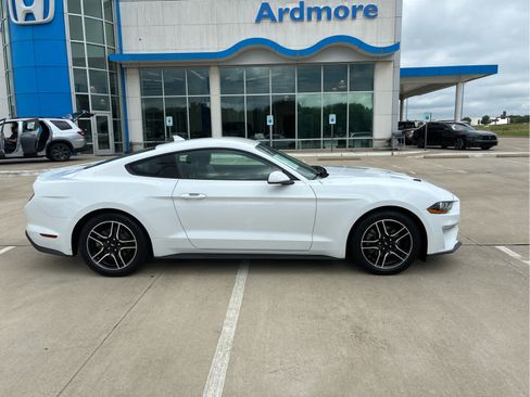 Used 2022 Ford Mustang Premium RWD image 25