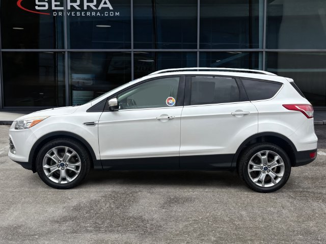 Used 2014 Ford Escape Titanium w/ Equipment Group 401A FWD image 2