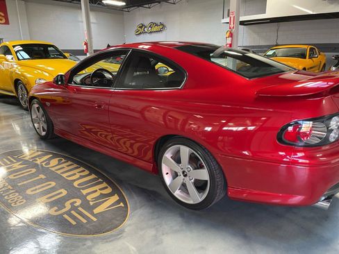 Used 2006 Pontiac GTO image 16