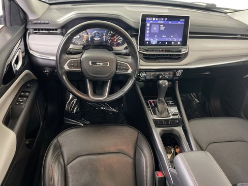 Used 2022 Jeep Compass Limited w/ Sun and Sound Group AWD/4WD image 22