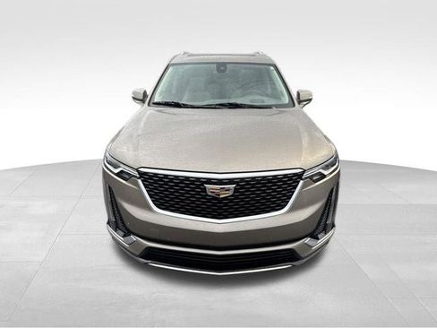 Certified 2023 Cadillac XT6 Premium Luxury w/ Technology Package AWD/4WD image 2