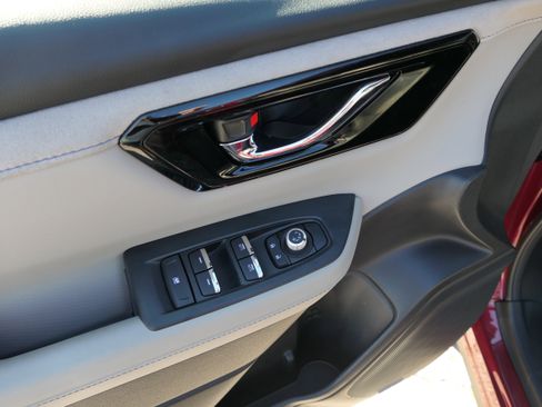 Certified 2025 Subaru Forester Limited image 12