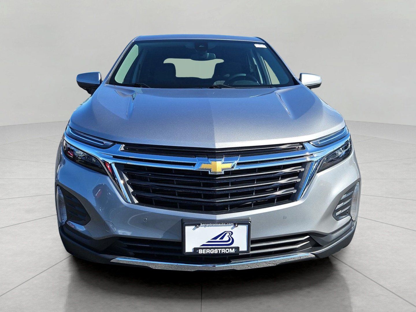 Certified 2024 Chevrolet Equinox LT w/ LPO, Floor Liner Package FWD image 3