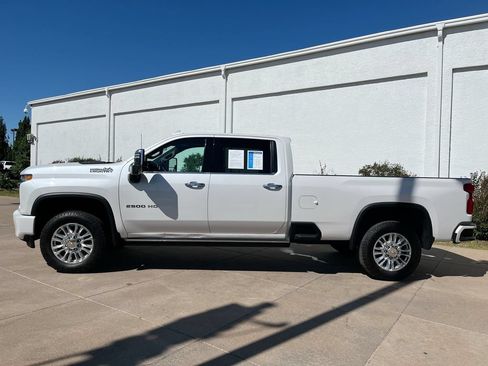 Used 2022 Chevrolet Silverado 2500 High Country AWD/4WD image 4
