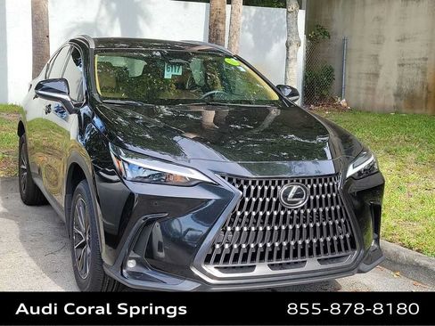 Used 2025 Lexus NX 250 FWD w/ Towing Package (2000 Lbs) image 21