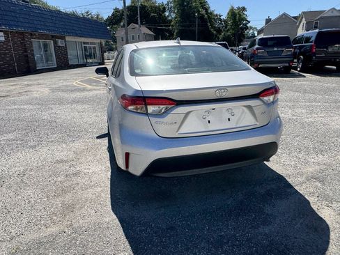 Used 2023 Toyota Corolla LE FWD image 14