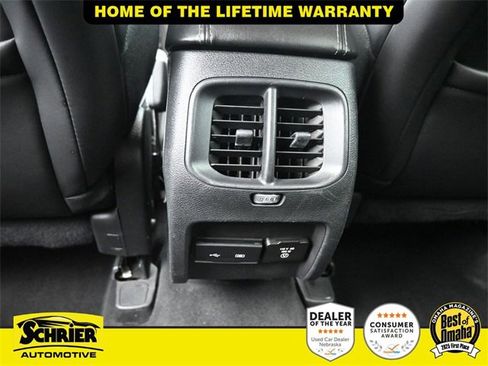 Used 2019 Jeep Cherokee Limited image 35